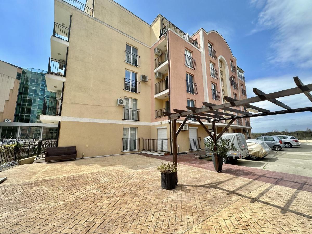 Cozy Apartment ซันนีบีช ภายนอก รูปภาพ